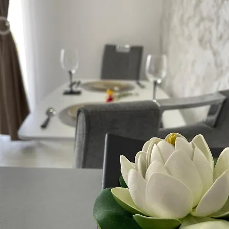 Appartement Luxory 2 *